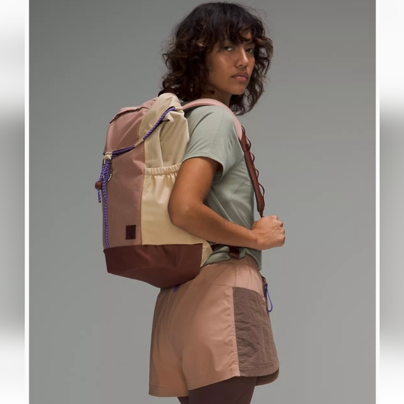 NWT LULULEMON Front Clip Backpack 21L - Picture 7 of 7